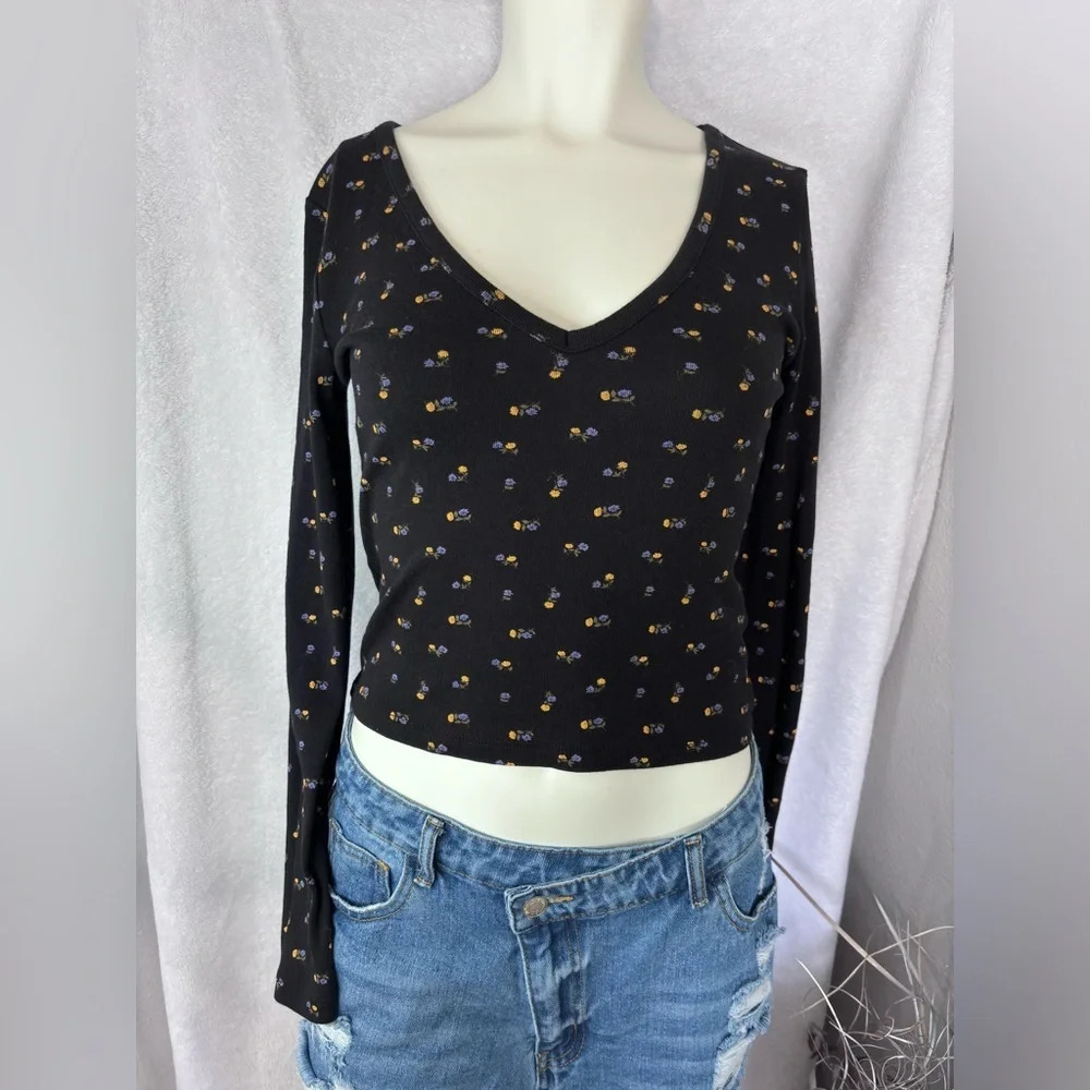 Floral Long Sleeve Top‎ V Neck Ribbed Knit Lightweight Comfy  Soft